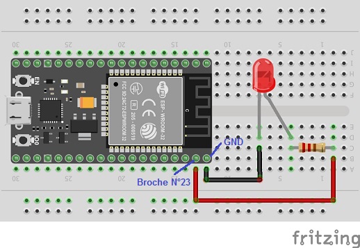 Mounting the ESP32 card with an LED