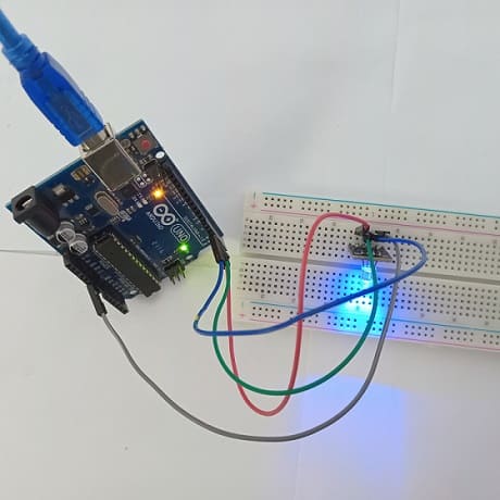 Mounting the Arduino UNO with the RGB LED module