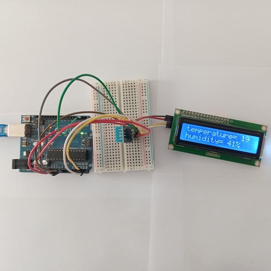 Mounting the Arduino board with the DHT11 sensor and the I2C LCD display