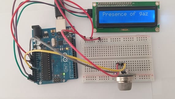 Mounting the Arduino board with the MQ-4 sensor and LCD display