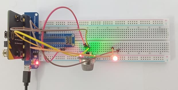 Mounting Micro:bit board with MQ-4 sensor and LED